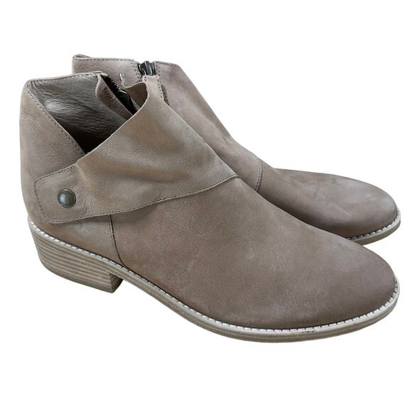 Eileen Fisher NWOB Billie Tumbled Nubuck Bootie Light Expresso Bootie Size 9.5 - Picture 1 of 8